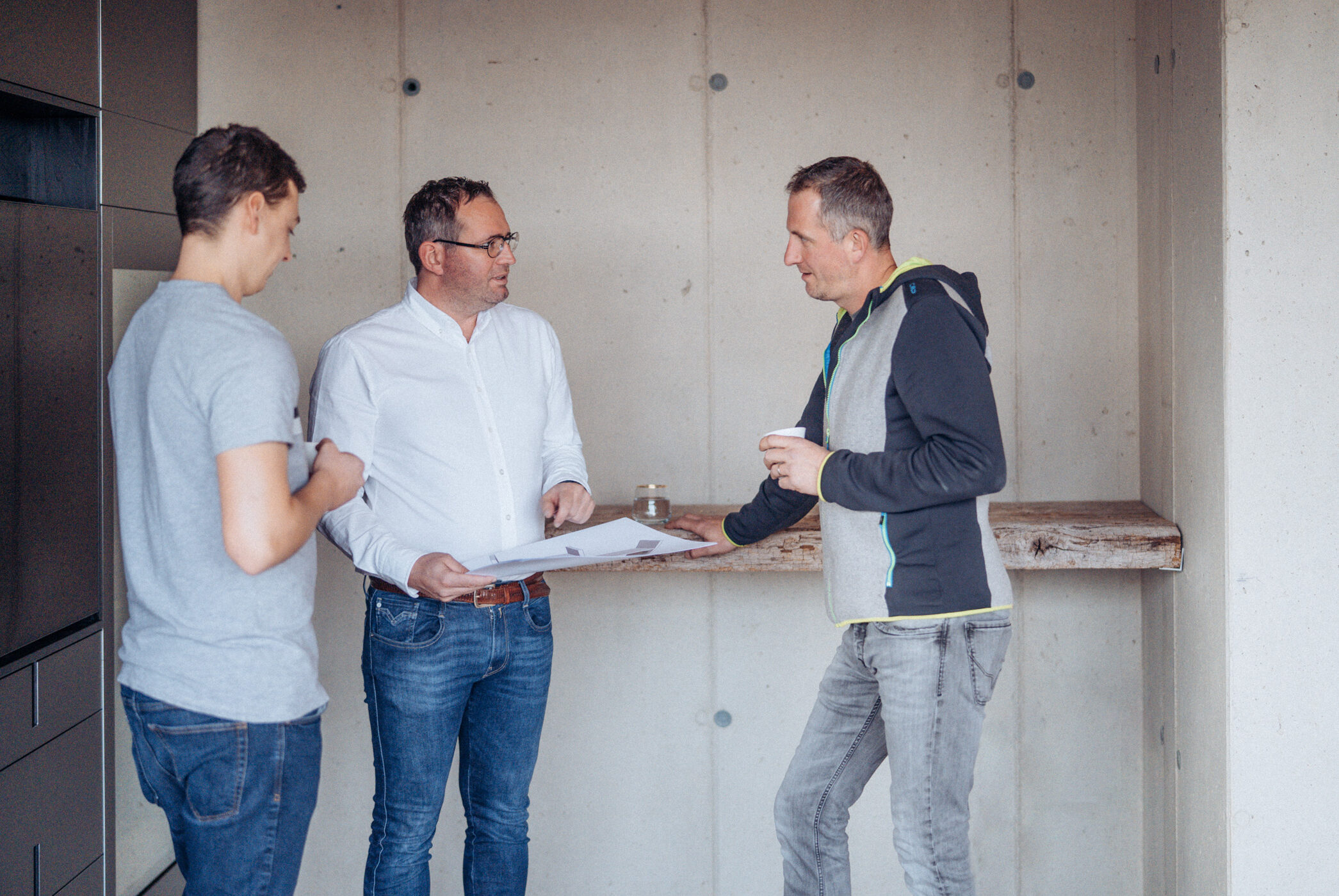 Visba Team bei der Küchenplanung
